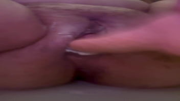 Come listen to how wet i am