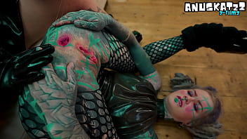 Goth lesbian latex fisting squirt fun and anal gapes