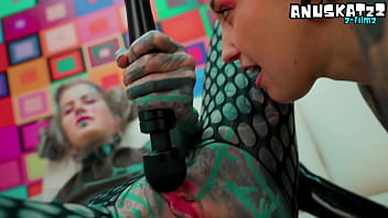 Goth lesbian latex fisting squirt fun and anal gapes