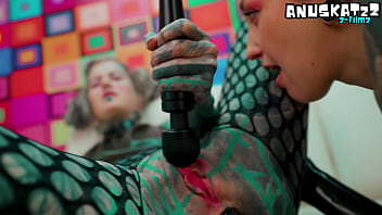 Goth lesbian latex fisting squirt fun and anal gapes