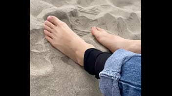 Feet on the sand pies sobre la arena