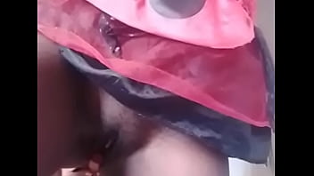 Jocilena using lipstick in her pussy