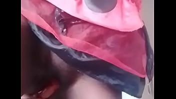 Jocilena using lipstick in her pussy