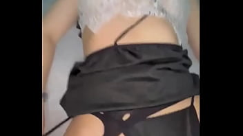 瞒着自己老公跟同事约炮