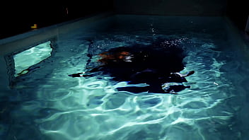 Gothic underwater shooting in swimmimg pool arya grander