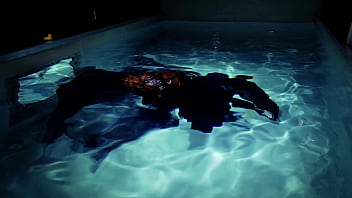 Gothic underwater shooting in swimmimg pool arya grander