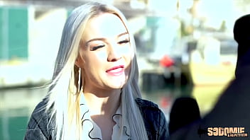 Nathalie Belle Blonde Se Fait Détruire Le Fiak thumbnail