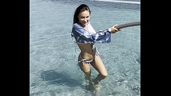 Monika fox poses in bikini & swims in pool on roof of hotel free