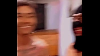 Acá grabando cositas nuevas con mi parcero angelitocruzx que les gustaría que hiciéramos juntos en el próximo