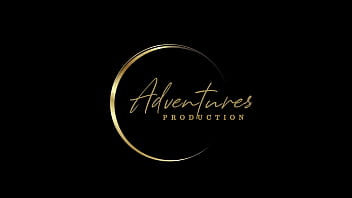 Mistress lea pam put her feet in her fetish lesbian maid mouth