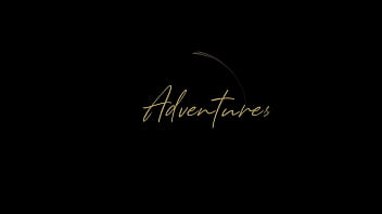 Mistress lea pam put her feet in her fetish lesbian maid mouth