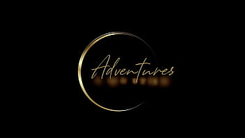 Mistress lea pam put her feet in her fetish lesbian maid mouth