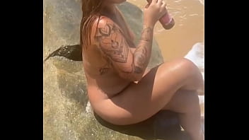 Fiquei peladinha na praia