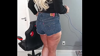 I wearing sexy shorts