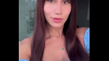 Nova skin desbloqueada com sucesso eu acho que nasci pra usar franja to amando muito parece que deu até uma r