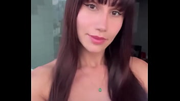 Nova skin desbloqueada com sucesso eu acho que nasci pra usar franja to amando muito parece que deu até uma r