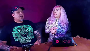 Kitty ann del set al restaurante con poder y orgullo