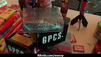 Amateur chick takes money for a fuck 10