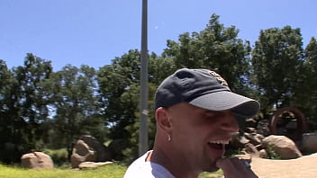 Brooklyn bailey wants her married pussy to get stuffed