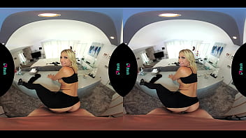 Beautiful latina fucks an intruder in vr