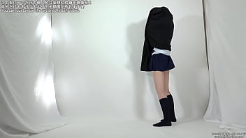 Restrain women's upper body