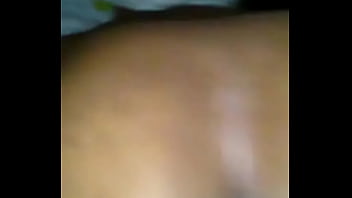 Red shakes dat ass for babyziggy