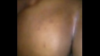 Red shakes dat ass for babyziggy