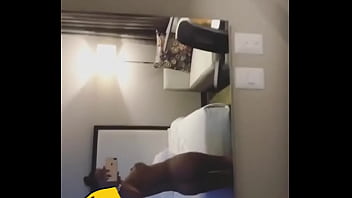 Rosaelvira zamora desnuda frente al espejo 1