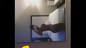 Rosaelvira zamora desnuda frente al espejo 1