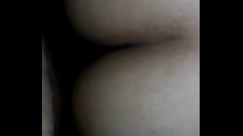 Paraditos con mi amor haciendo perrito carinoso bogota