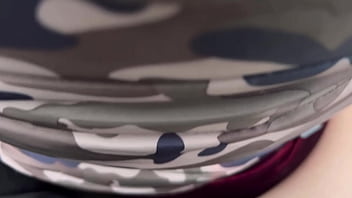 Peguei uma moto táxi sapatona no rio de janeiro ela subiu o morro comigo me levou pro seu apartamento no morro pra nós dois fuder gostoso