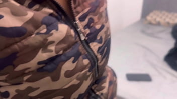 Peguei uma moto táxi sapatona no rio de janeiro ela subiu o morro comigo me levou pro seu apartamento no morro pra nós dois fuder gostoso