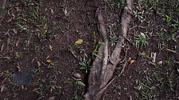 Peguei uma moto táxi sapatona no rio de janeiro ela subiu o morro comigo me levou pro seu apartamento no morro pra nós dois fuder gostoso