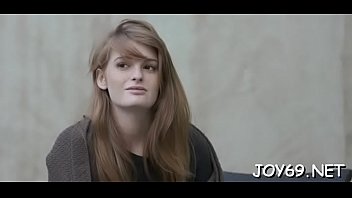 Teen rubs cunt and moans