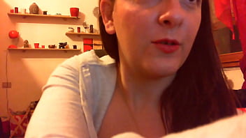 Wonderful sweaty feet after the gym to lick