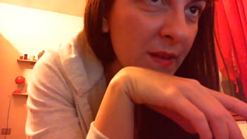 Wonderful sweaty feet after the gym to lick