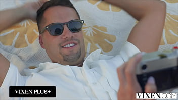 Daisy is the picture perfect girl on a picture perfect date her relationship is still developing but the sex is already all she can think about