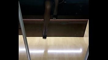 Foot fetish waiting for the goddess in black pantyhose let's work with your mouth