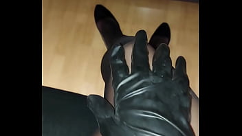 Foot Fetish Waiting For The Goddess In Black Pantyhose Let's Work With Your Mouth thumbnail