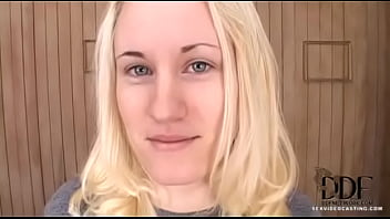 Blondie's back with more