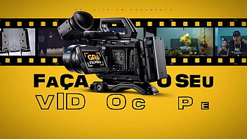 Novinha cantando com muito tesão