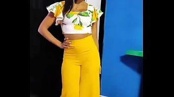 Q lindo culito amarillo