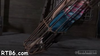 Pleasant hottie enters her cage