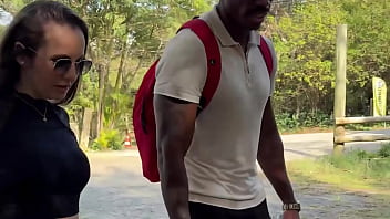 Negro bbc guia turista tarado por buceta e a hotwife safada em busca de uma aventura video completo xvideosred ou sheer link abaixo ou banner do perfil subscreva se no canal