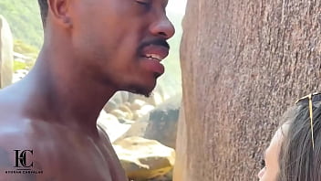 Negro bbc guia turista tarado por buceta e a hotwife safada em busca de uma aventura video completo xvideosred ou sheer link abaixo ou banner do perfil subscreva se no canal