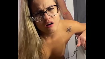 Maridão fudendo meu cuzinho no chat ao vivo vai fode meu cu caralho