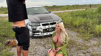 Amateur public car sex mckala noelle meets goonzila teddy tarantino r34