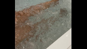Soaking in a tub cant wait to get my fingers deep in my pussy
