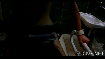 Nasty teen doxy fucks on cam