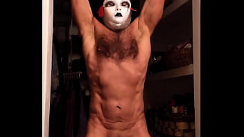 Hey little fillies mare slut is doing an ab challenge and is recording his journey this clip is the start on the 2nd we